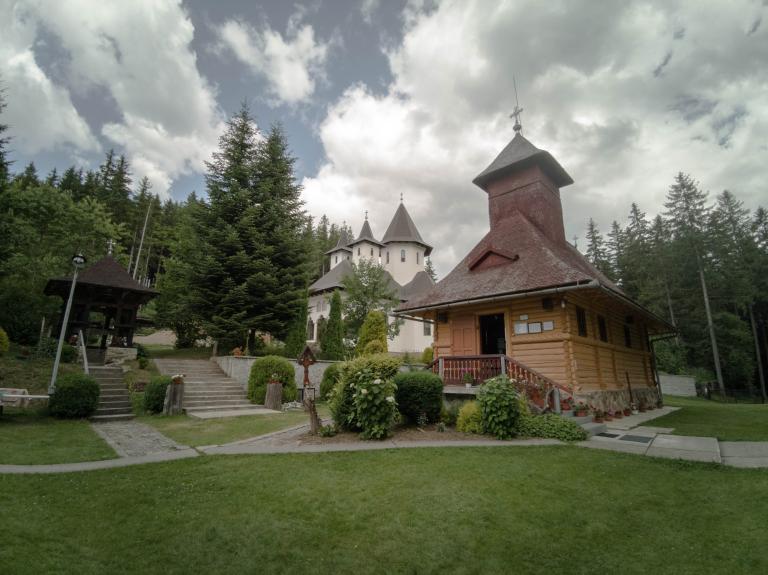 Schitul Păltiniș